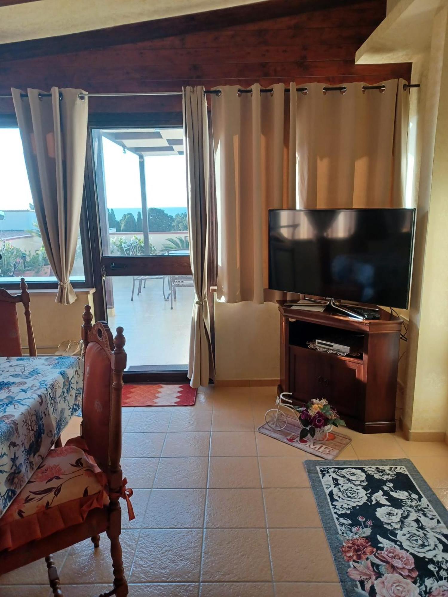 Terrazza Sabine Accomodation Тропея Экстерьер фото