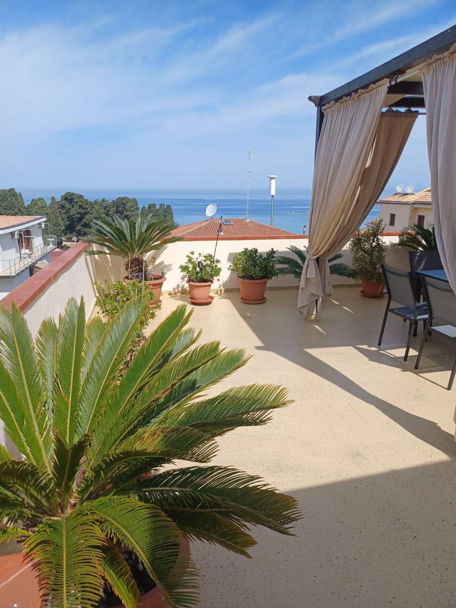 Terrazza Sabine Accomodation Тропея Экстерьер фото